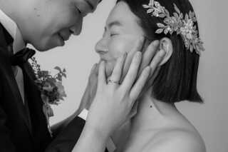 シンプルなスタジオで