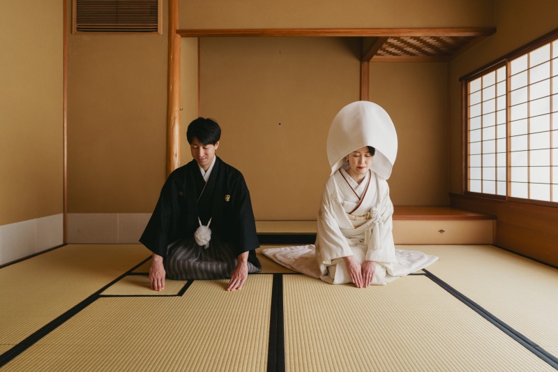 定番の正座カットも