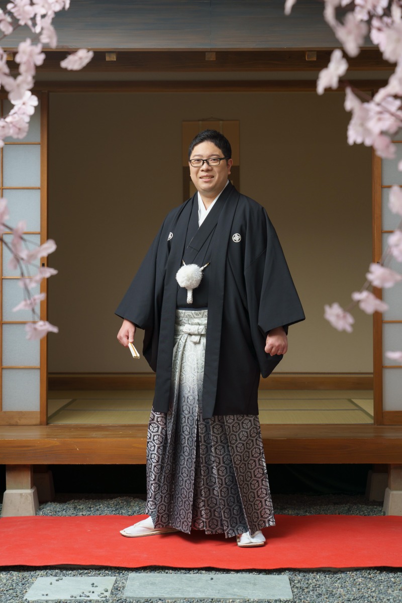 新郎さんも桜と共に