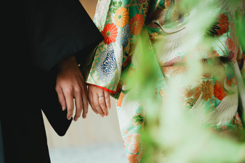 手元のカットも