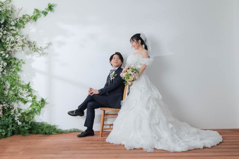 温かみのあるナチュラルな背景で