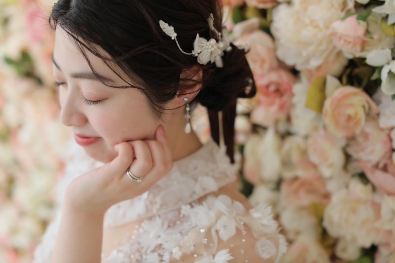 ヘアメイクも。