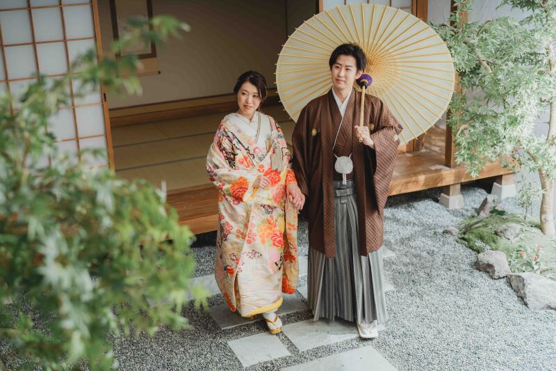 縁側を散歩してるかのように