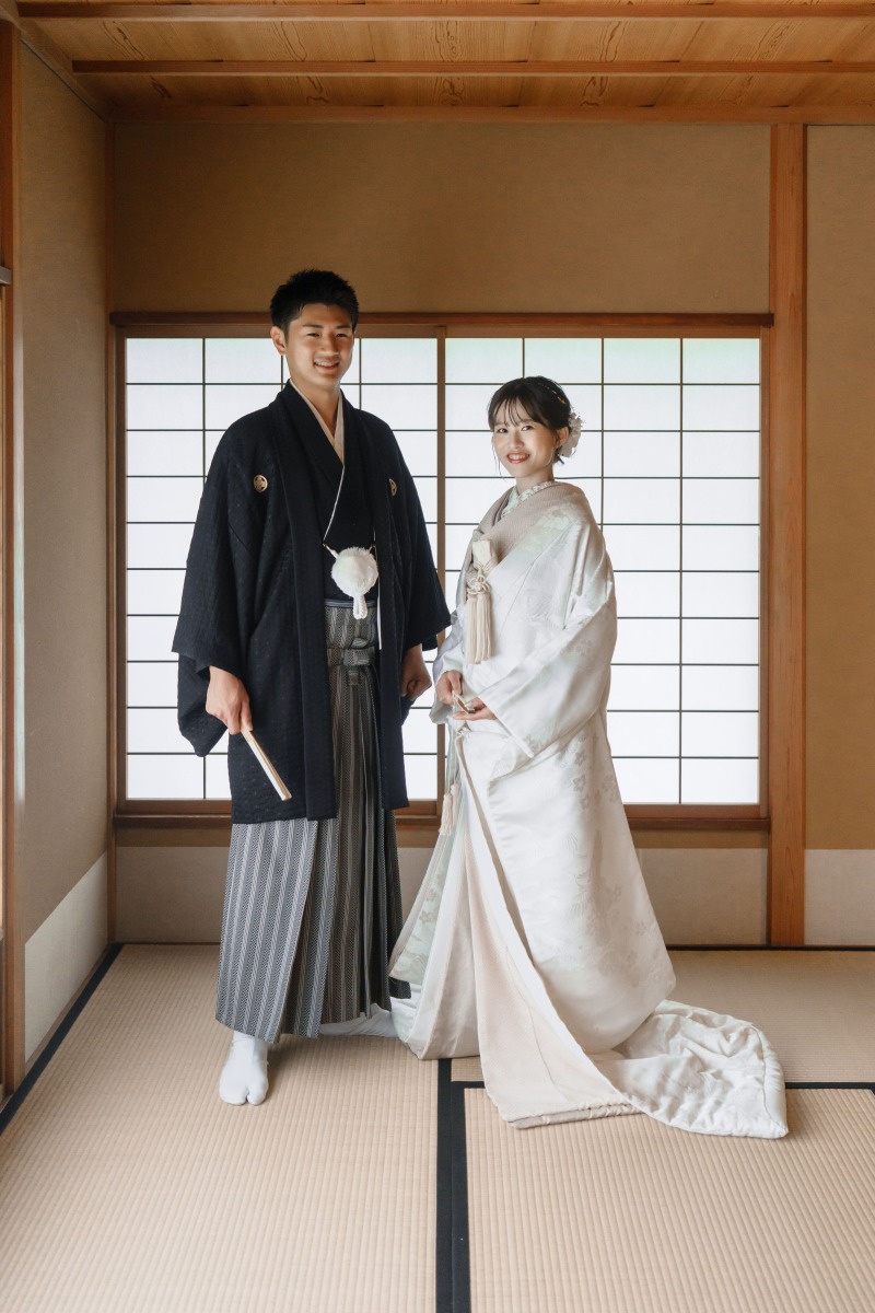 伝統的な立ち姿。