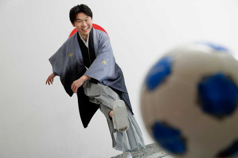 サッカーボールで！