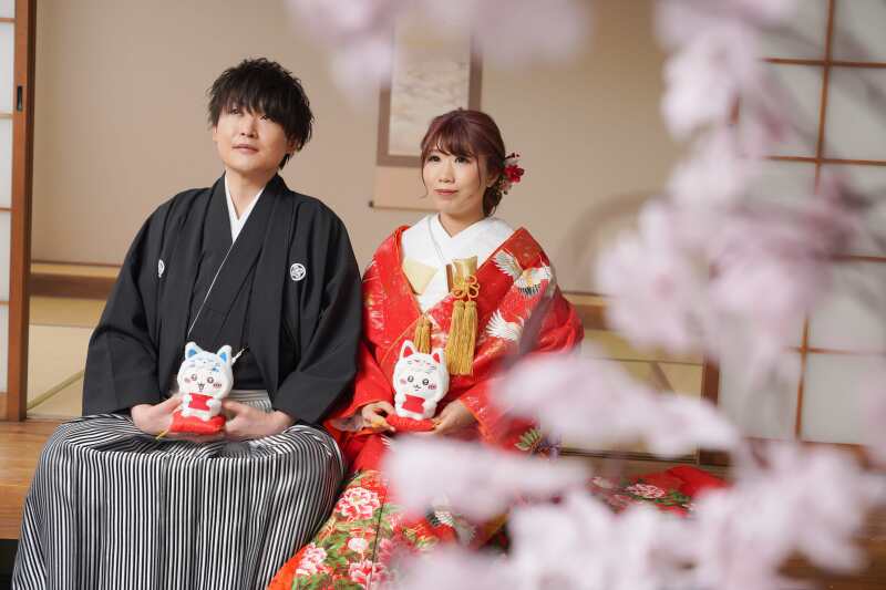 お膝の上に乗せて