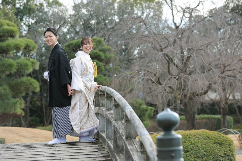 橋の上で楽しく！