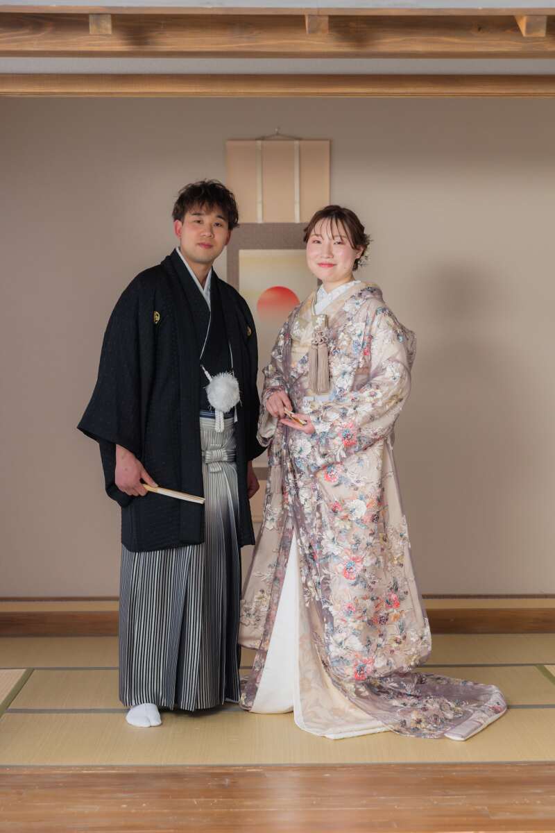 伝統的な立ち姿