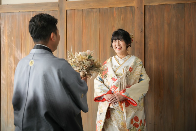 最初は動きをつけて