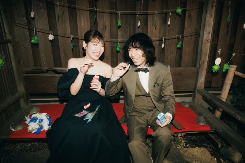 買ったお菓子を使いながら