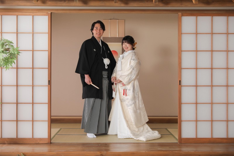 伝統的な立ち姿