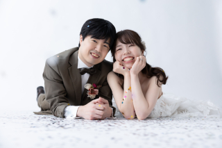 和装も洋装も笑顔いっぱいで