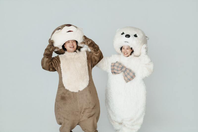 お顔をひょっこり