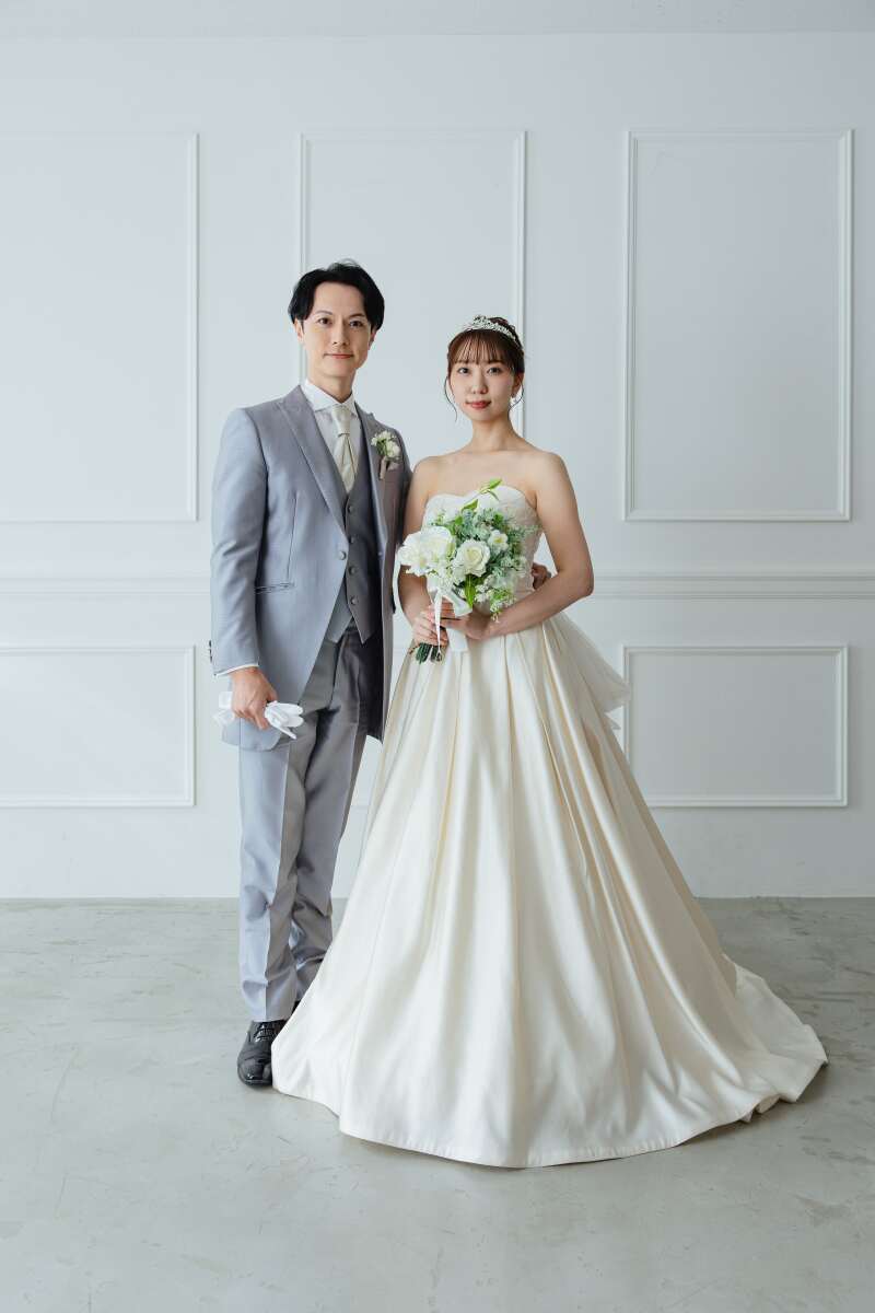 最初は立ち姿から