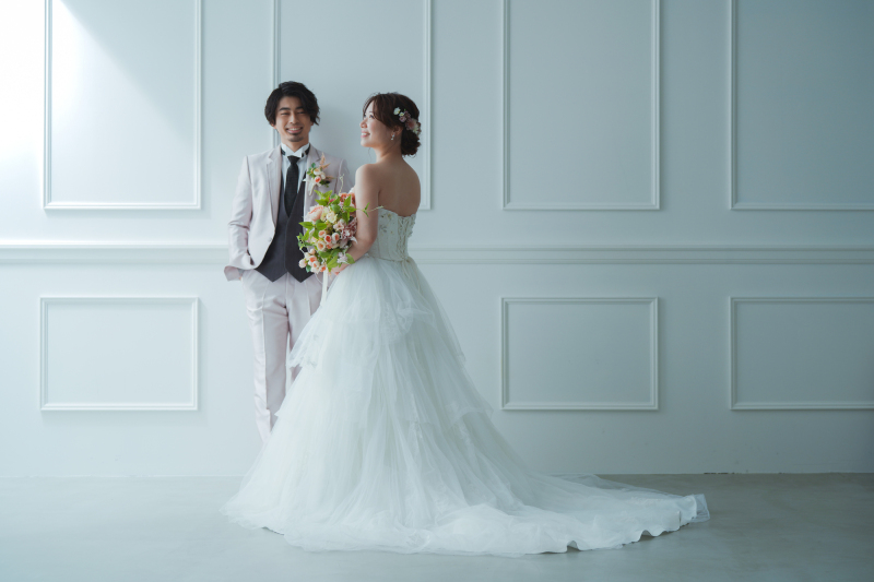 優しく見つめるご新郎様