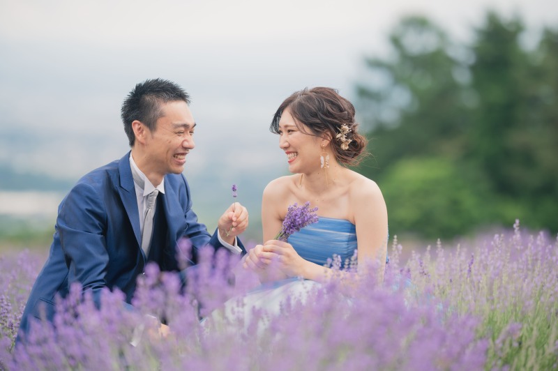 ラベンダーに囲まれて