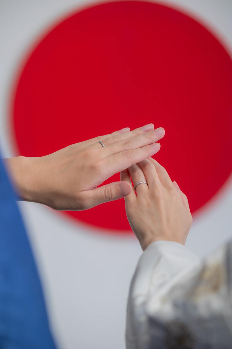 大切な指輪にフォーカス