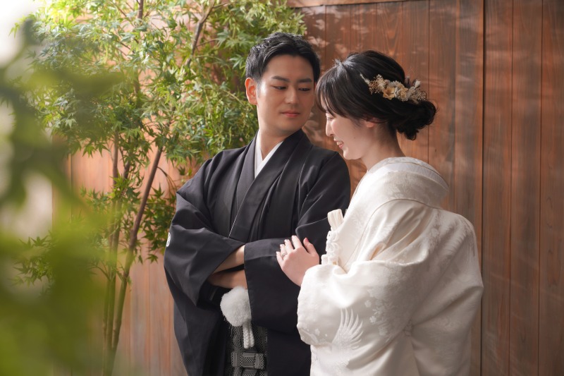 新婦様を見つめる・・・