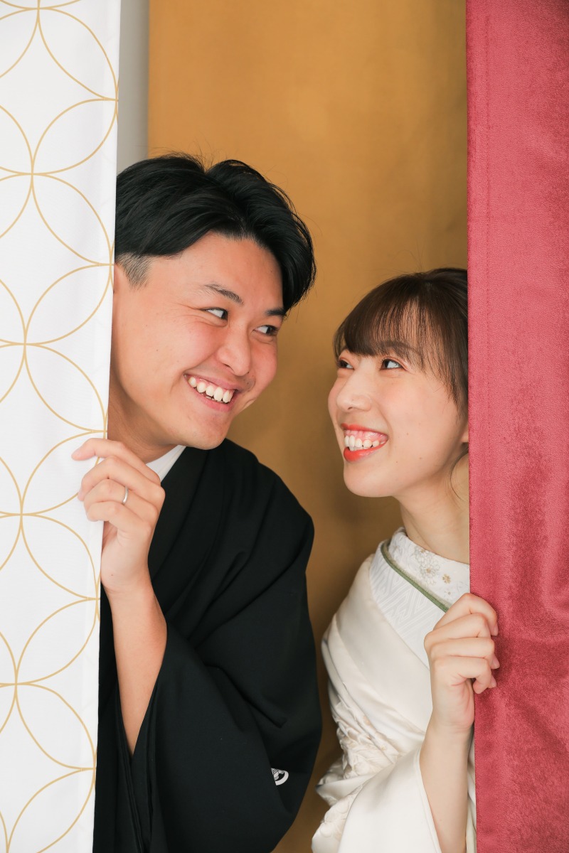 のれんからひょっこり