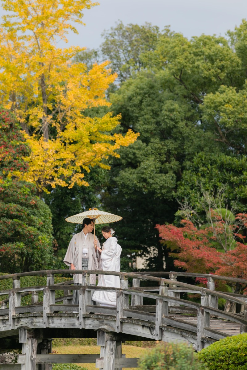 和傘と一緒に 和装