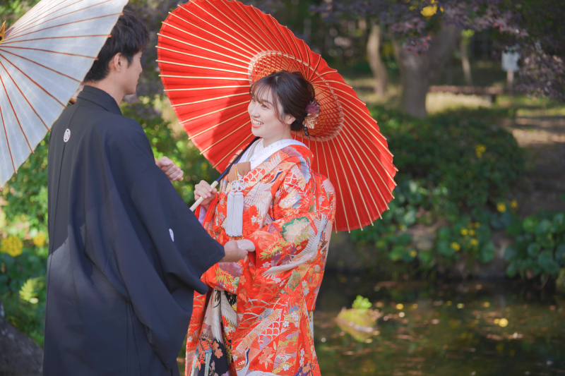 見つめ合って！