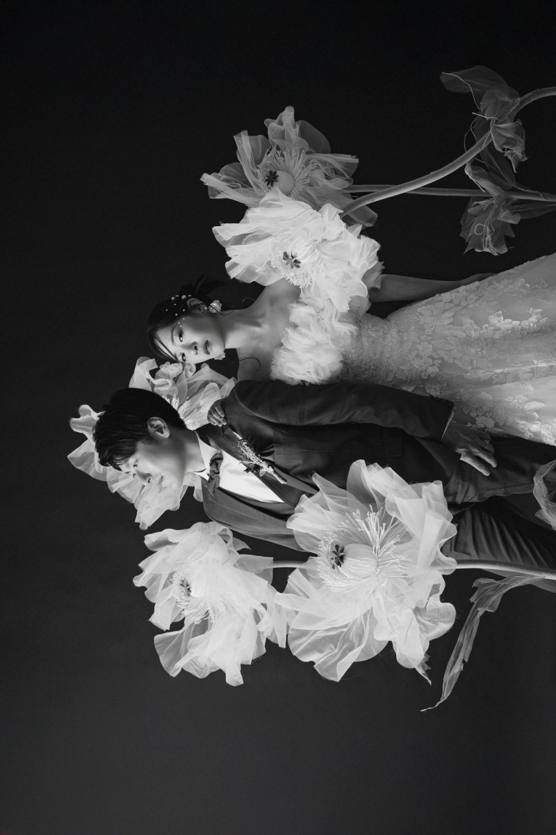 大きなお花と共に 