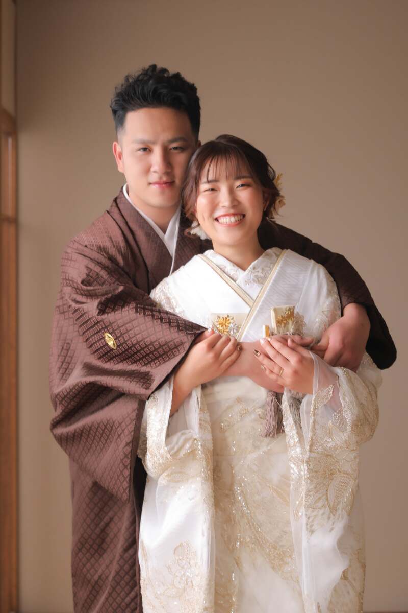 後ろからぎゅっと