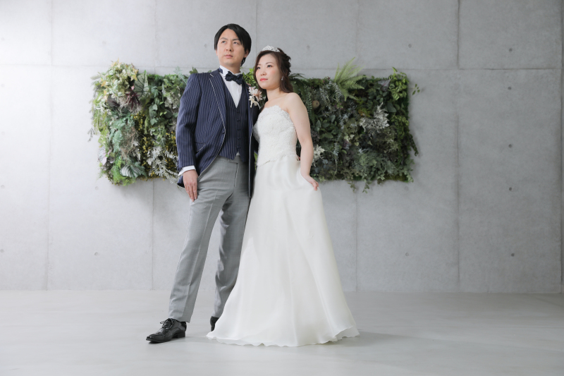 洋装スタジオで明るく!