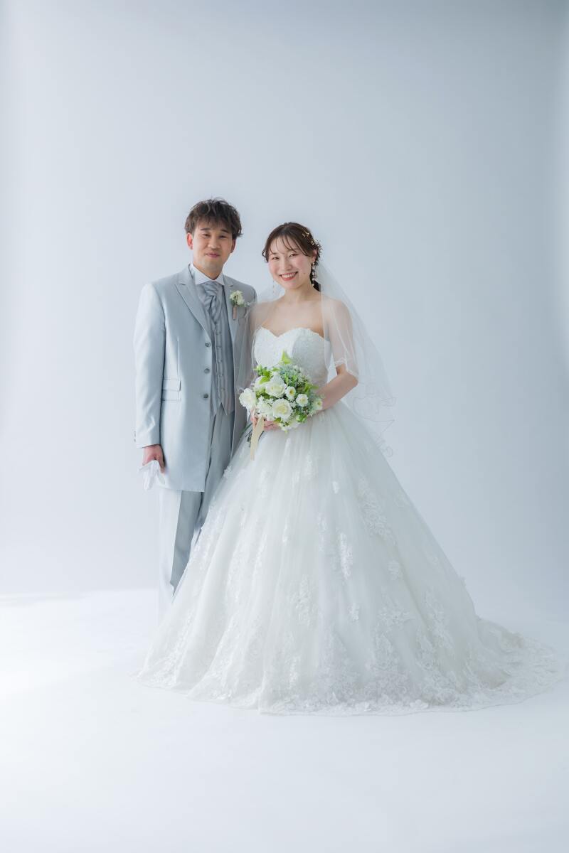 かっちりとした立ち姿