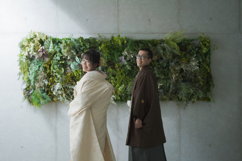 振り向きすまいる