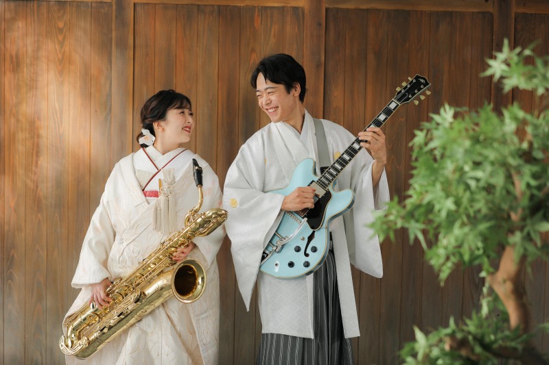 お二人の思い出の楽器を持ってきてくださいました!