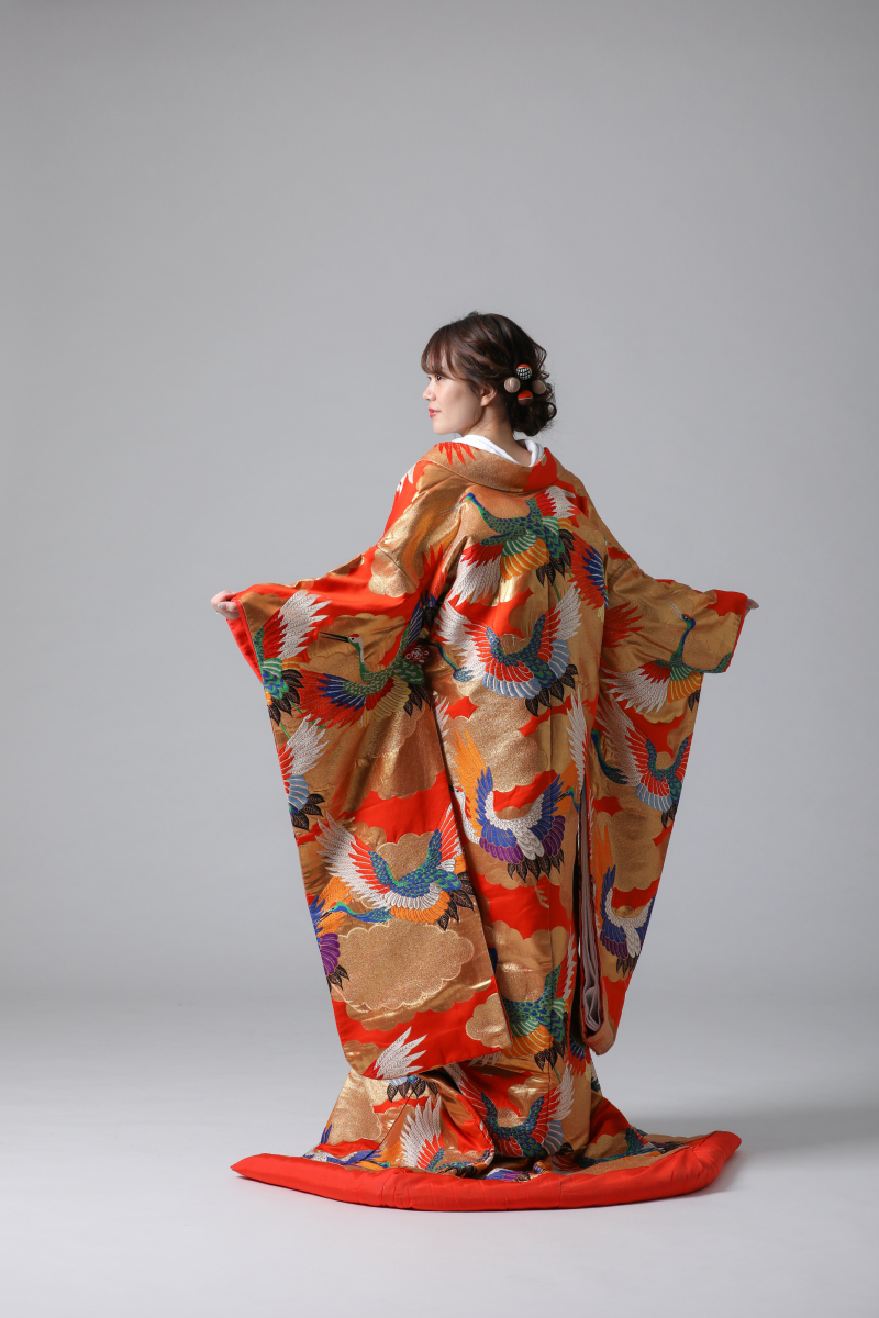 後ろ姿もお美しい！