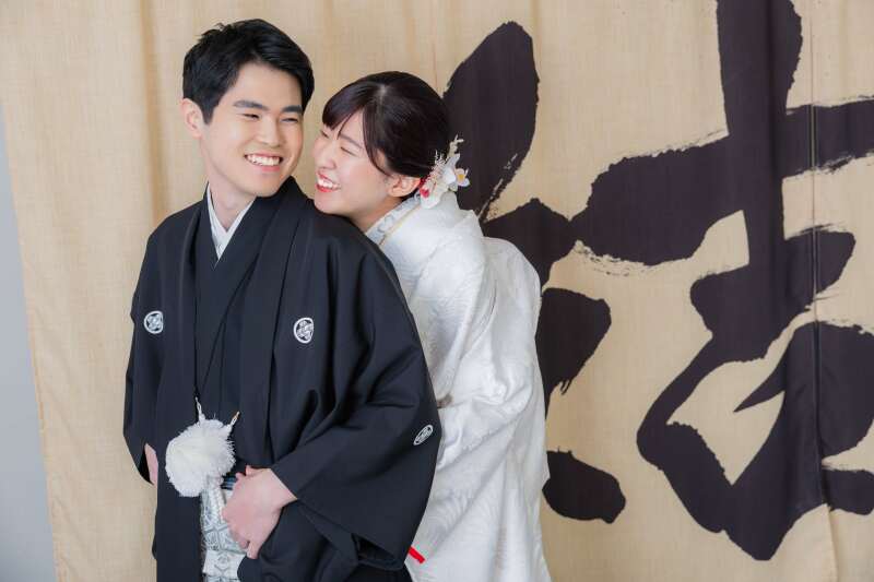 ぎゅっと寄って