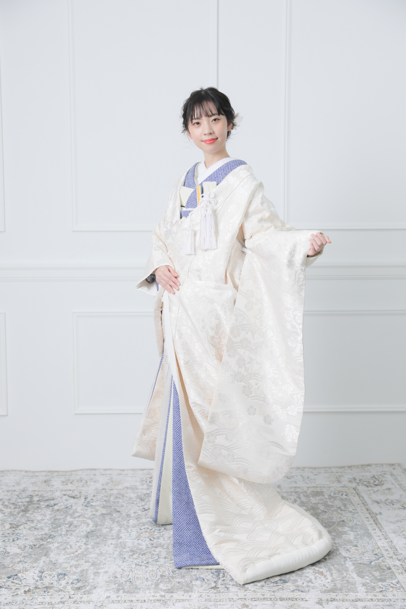 お着物の細部まで・・・