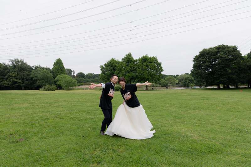 お二人が好きなバンドのTシャツで！！