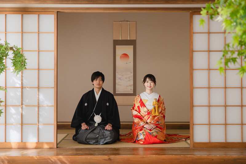 「和装といえば！」の正座ショットも