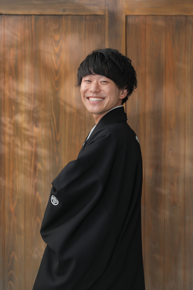 新郎さんのお得意の笑顔で