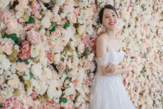 100着以上のウェディングドレスから選べる！