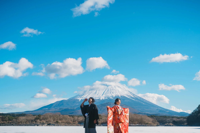 【富士山】和装富士山周遊ロケーション|全データ美肌レタッチ付き《雪化粧の富士山は5月末ごろまで》