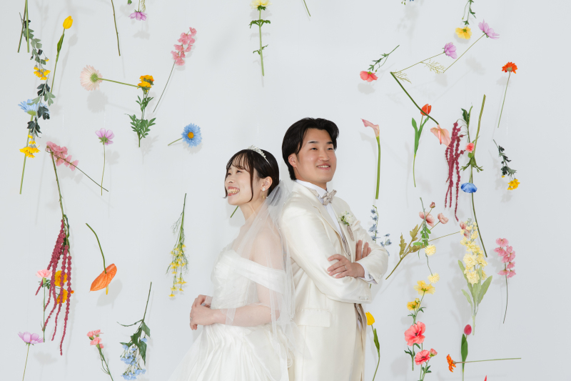 【選べる特典つき◎フォトボードや両家用台紙をプレゼント！12月末までの撮影の方限定】洋装ハウススタジオ全データ美肌レタッチ付き