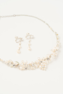 ネックレス・イヤリング