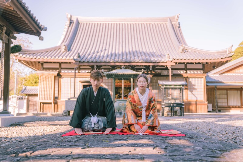 「お座りポーズ」