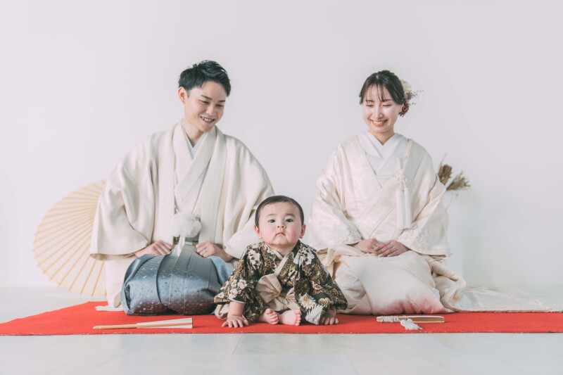 家族3人で正座ポーズ☆