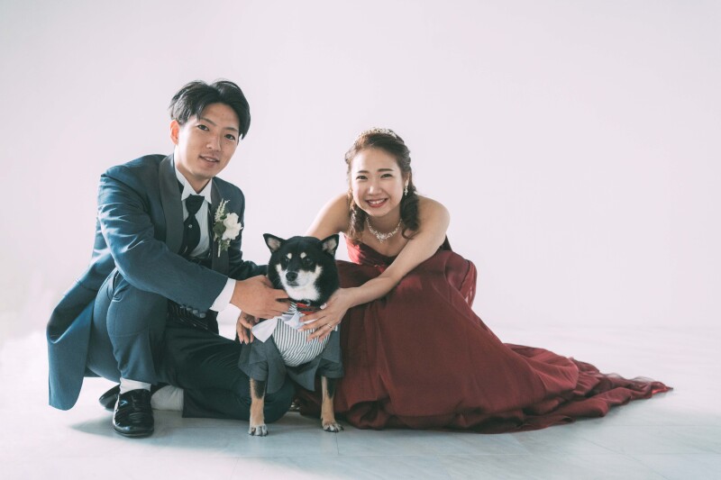 Studio photo × Location photo