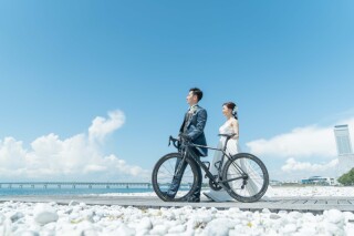 ビーチロケーション撮影×スタジオ撮影