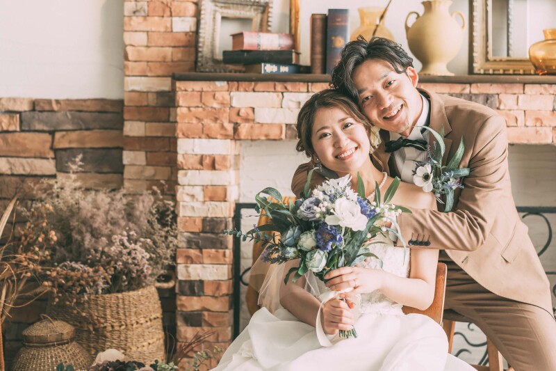 爽やかキュートなバックハグショット