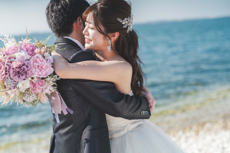 「最後はハグ」