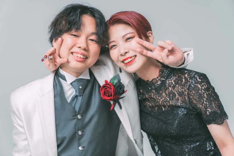 クールな表情だけでなく…