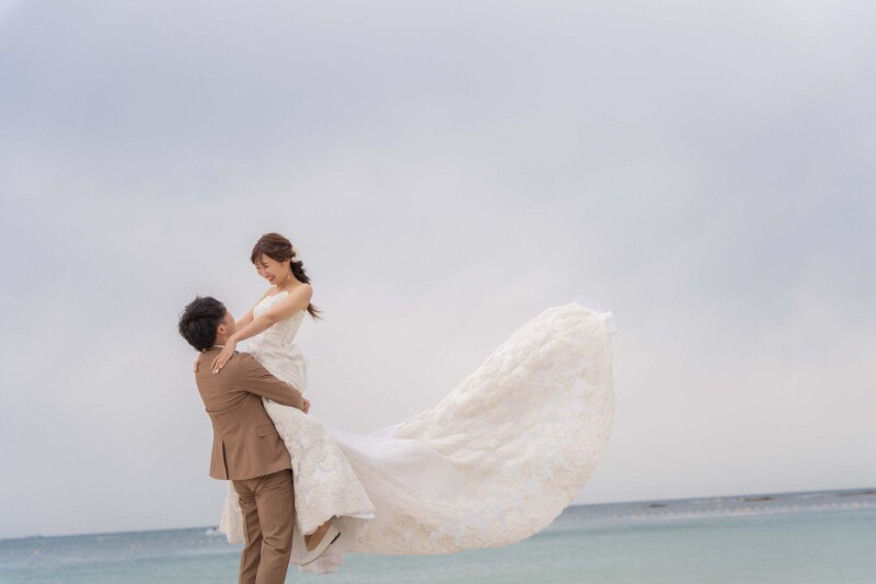 広がる青に、純白のコントラスト