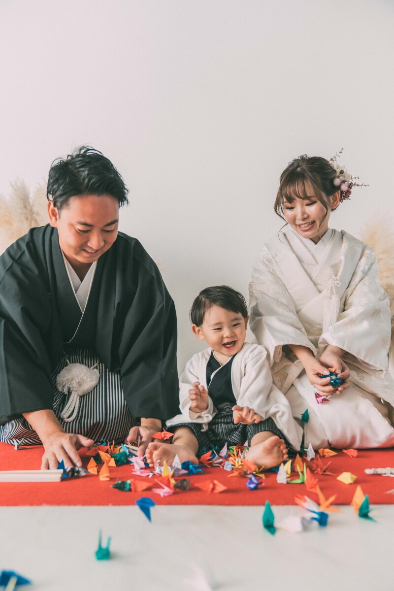 お座りショット×折り鶴